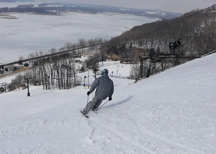Resort Chestnut Mountain 3*