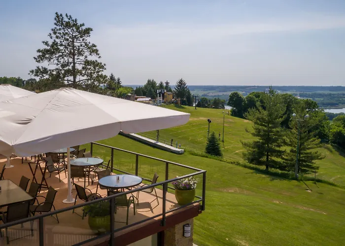 Resort Chestnut Mountain 3*
