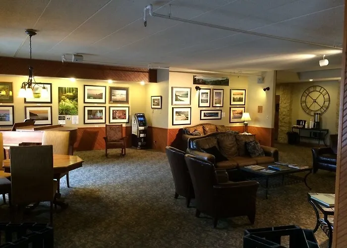 Chestnut Mountain 3* Galena