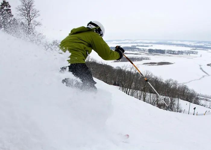 Resort Chestnut Mountain 3*
