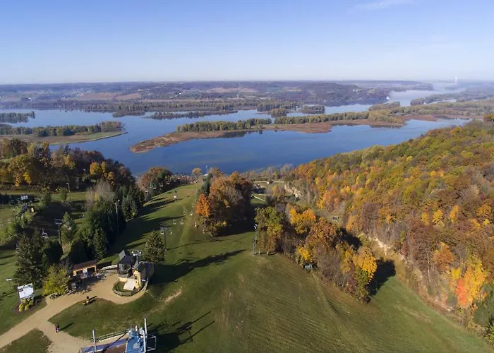 Chestnut Mountain Resort 3*